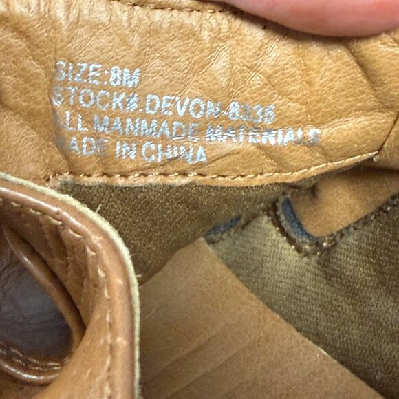 93 Vintage Taupe, Devon Ankle Boots, Vegan Leather, Size 8M - Picture 8 of 8